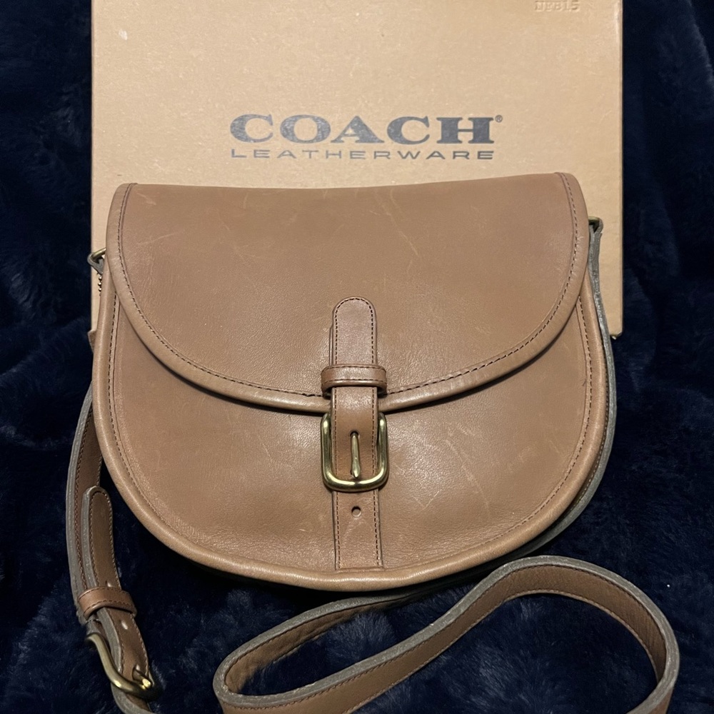 VINTAGE COACH TAN WOMENS SADDLEBAG